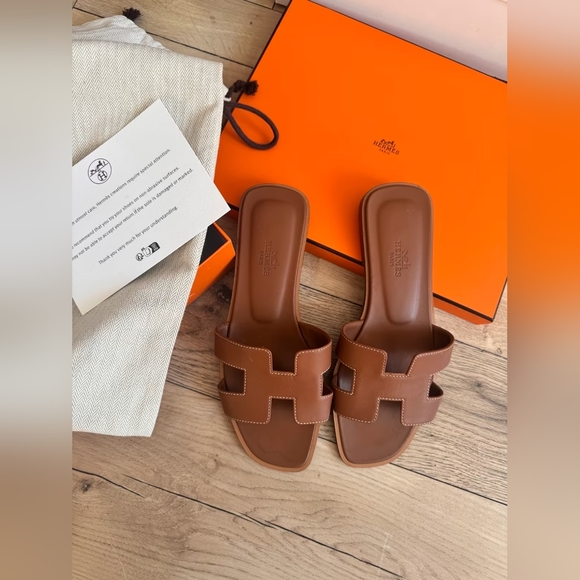 Women's Brown Sandals - Picture 1 of 12